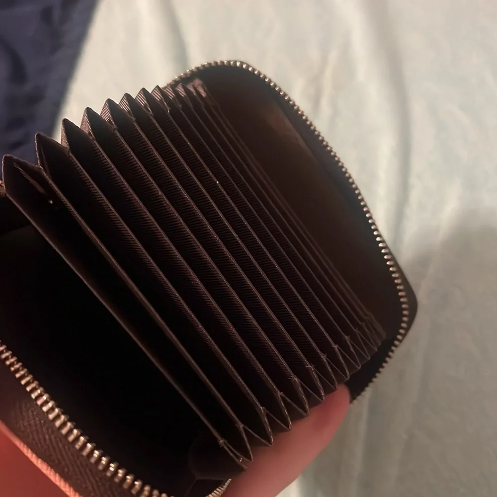 Wallet! - Picture 7 of 7